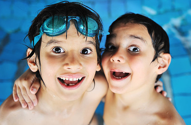 Плавание для Детей. Плюсы, минусы и предостережения